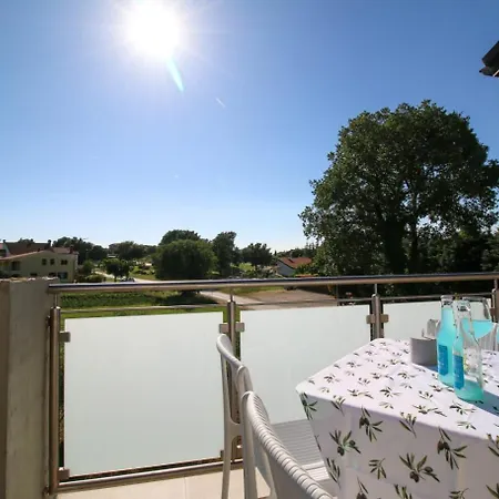 Apartman Nerlovic Poreč Exterior foto